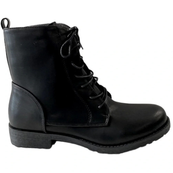 Catherine Malandrino NEW Black Vegan Leather Lace Up Combat/Moto Boots Size 7.5 - Picture 1 of 7